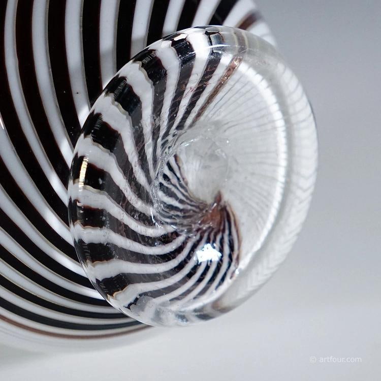 Dino Martens for Aureliano Toso Vase in Filigree Glass ca. 1950s - 7