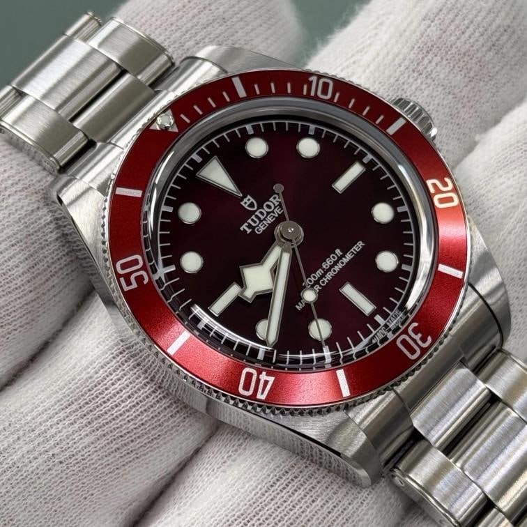 2025 Tudor Black Bay 58 7939A1A0RU 39mm Burgundy Red Dial Bezel Steel Box Paper - 4