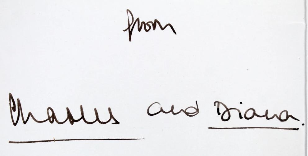Princess Diana & Prince Charles Signed 1981 7.25x10.5 Christmas Card BAS - 10