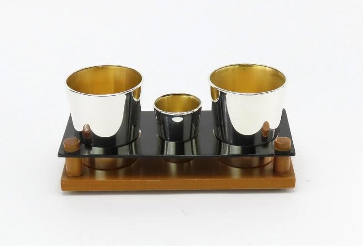 VTG 3pc Reed Barton Sterling Silver X577 Bar Tumbler Rocks Shot Glass Set MCM: Condition: Used: An item that has been used previously. The item may have some signs of cosmetic wear, but is ... Read moreabout the conditionUsed: An item that has been used previously. The item may