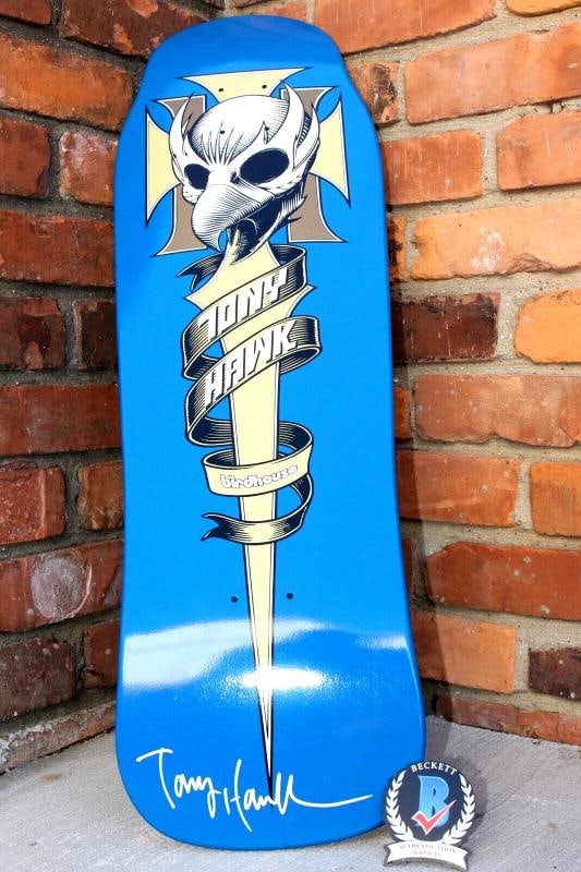 TONY HAWK SIGNED BIRDHOUSE OLD SCHOOL BLUE CREST SKATEBOARD DECK BECKETT COA BAS: Sport: Skateboarding,Original/Reprint: Original,Autograph Authentication: Beckett Authentication Services (BAS),Product: Skateboard,Country of Origin: United States