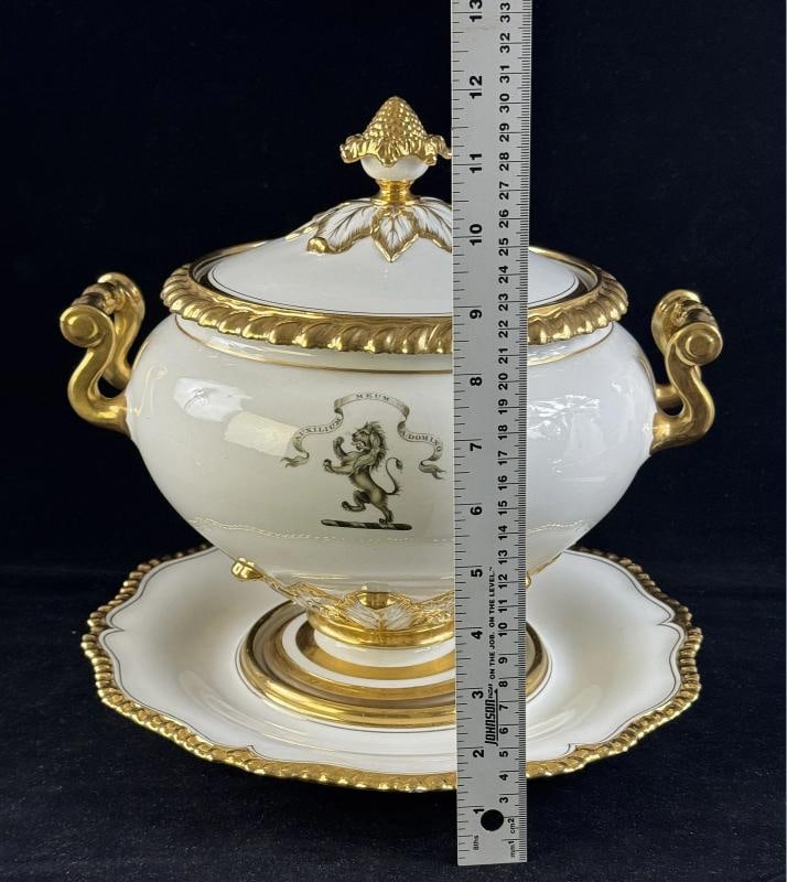 Antique Flight Barr and Barr English Porcelain Armorial Soup Tureen, Underplate - 12