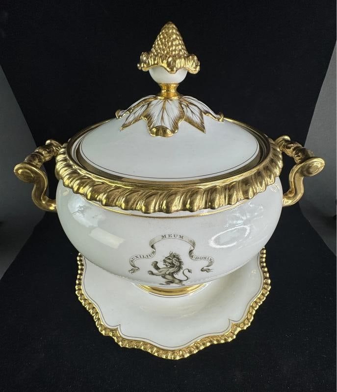 Antique Flight Barr and Barr English Porcelain Armorial Soup Tureen, Underplate - 2