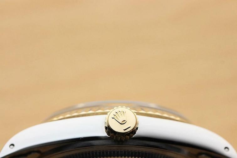 ROLEX MENS DATEJUST 16013 CHAMPAGNE ROMAN 18K YELLOW GOLD STEEL QUICKSET WATCH - 9