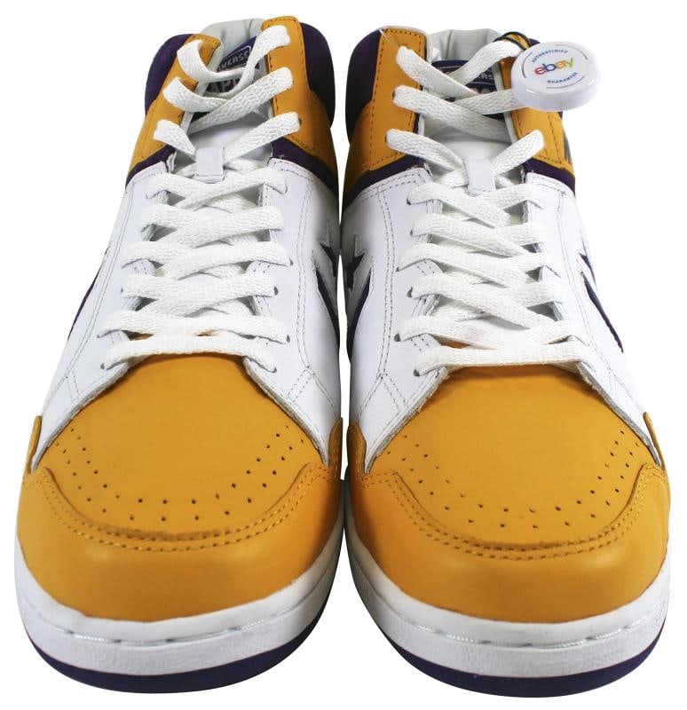 Lakers Magic Johnson "HOF 02" Signed Converse Weapon Shoes w/Box BAS Witness - 8
