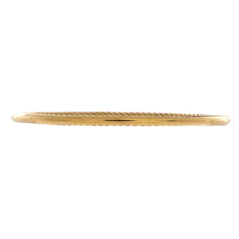 David Yurman Cable Inside Out Bangle Bracelet 18K Yellow Gold 3mm: Measurements: Circumference: 8 ", Width: 3 mm . Condition: Pre-owned - Good,Brand: David Yurman,Main Stone: Unknown,Metal: 18K Yellow Gold,Metal Purity: 18K,Style: Bangle,Type: Bracelet,Color: Yellow 