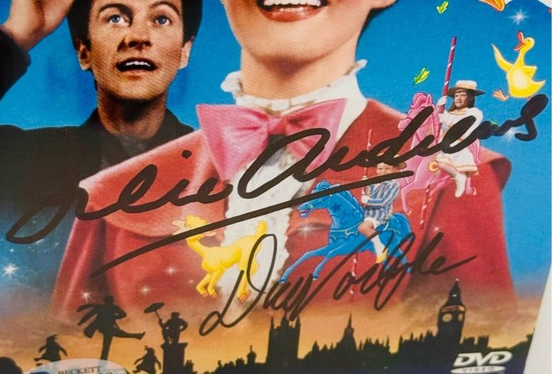 JULIE ANDREWS & DICK VAN DYKE Signed Mary Poppins DVD Cover (Beckett 10 Auto Grade) - 2