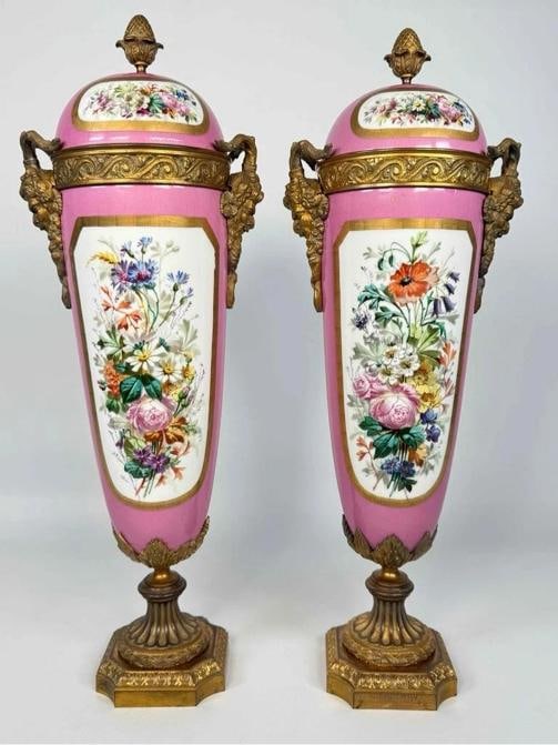Pair Antique Samson Sevres Louis XVI Rose Pompadour Porcelain Ormolu Bronze Urns - 3