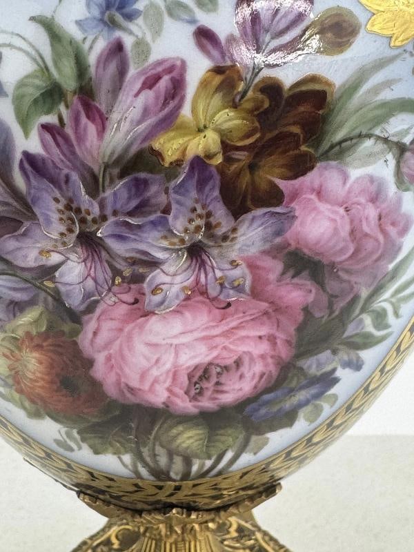 Ornate Mid 1800s French Ormolu Gilt Bronze Porcelain Urn Vase Hand Painted - 7