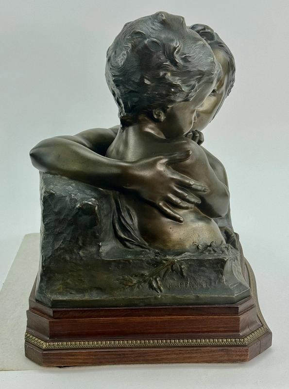 Antique French Bronze Henri Pernot Le Grande Soeur Sculpture - 3