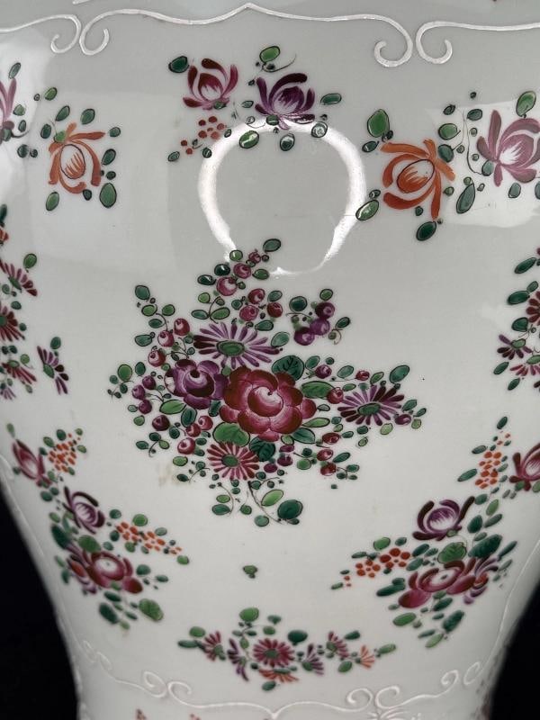 Impressive Early 1900s French Samson Pink White Lidded Urn Vase Large Size - 5