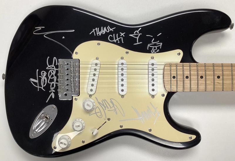 DEFTONES: Chi Cheng, Chino Moreno, Abe Cunningham, Stephen Carpenter & Frank Delgado Signed Guita...: Industry: Music,Signed: Yes,Autograph Authentication: James Spence (JSA),Object Type: Guitar & Guitar Pick,Original/Reproduction: Original,Modified Item: No,Country of Origin: United States