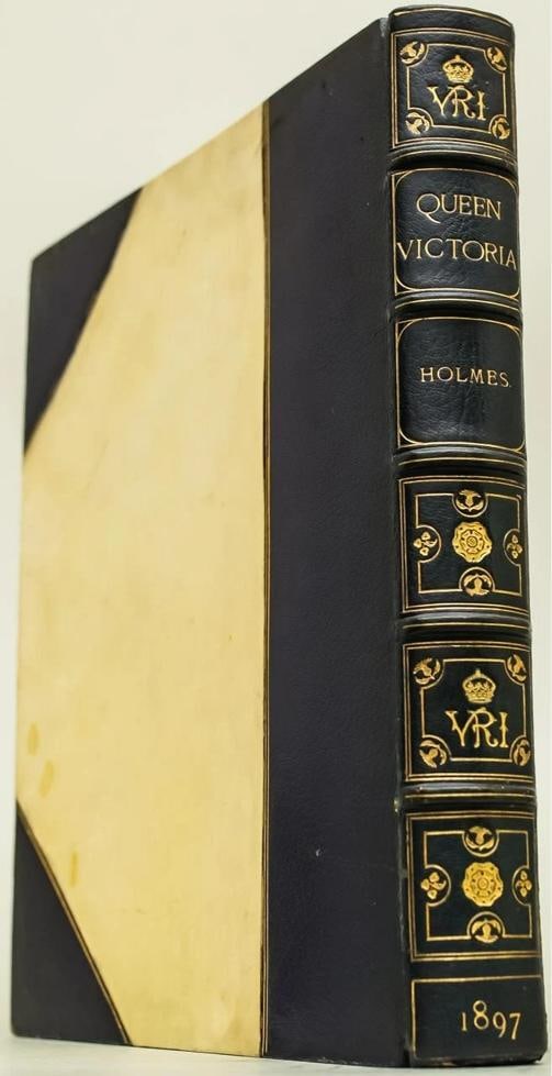 Richard R Holmes / Queen Victoria 1st Edition 1897 - 4