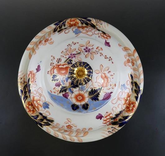 Beautiful Antique Davenport Imari Porcelain Covered Entree Round Serving Dish - 2