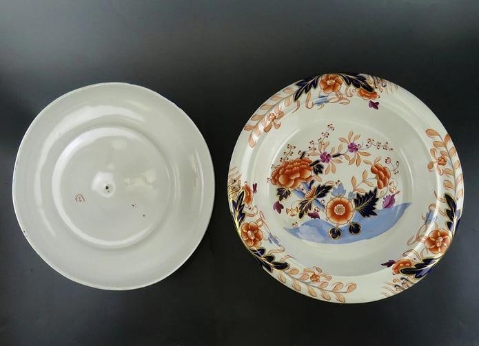 Beautiful Antique Davenport Imari Porcelain Covered Entree Round Serving Dish - 4