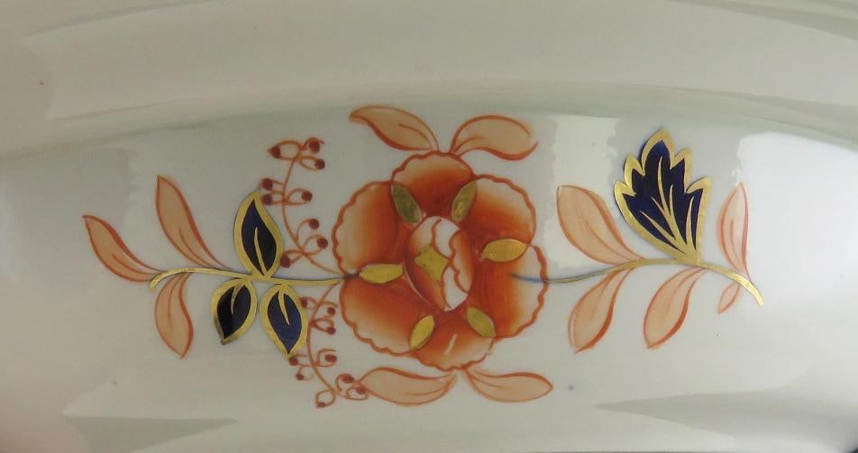 Beautiful Antique Davenport Imari Porcelain Covered Entree Round Serving Dish - 6
