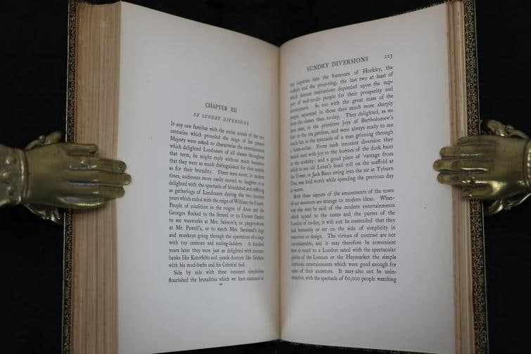 William B Boulton / The Amusements of Old London 1st Edition 1901 - 20