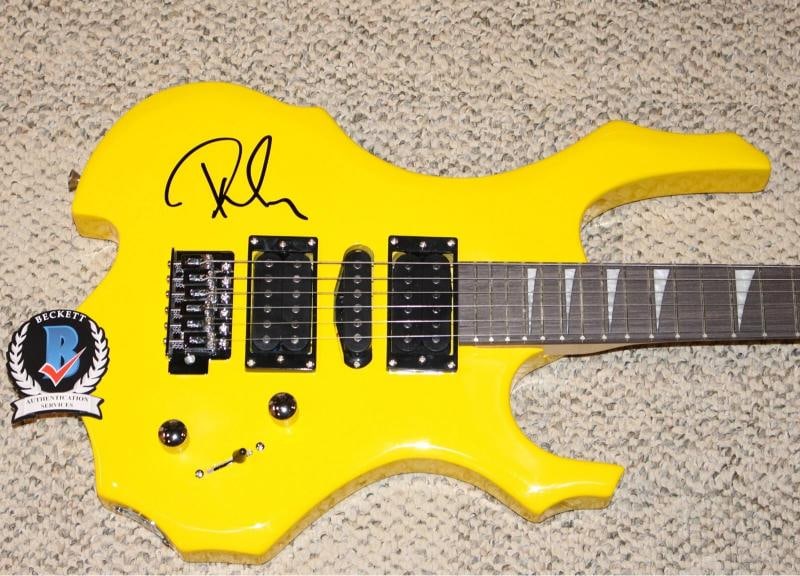 PHIL COLLEN Signed Guitar Def Leppad (Beckett): Industry: Music,Signed: Yes,Autograph Authentication: Beckett,Object Type: Guitar & Guitar Pick,Original/Reproduction: Original,Country of Origin: United States