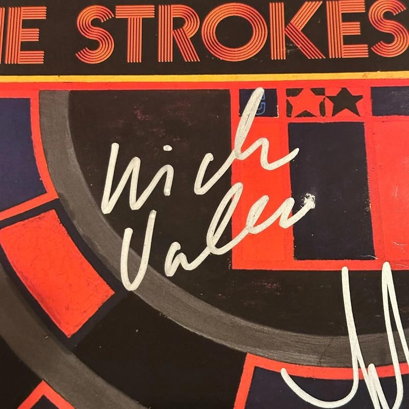 THE STROKES: NICK VALENSI, JULIAN CASABLANCAS, NIKOLAI FRAITURE, FABRIZIO MORETTI & ALBERT HAMMON... - 3