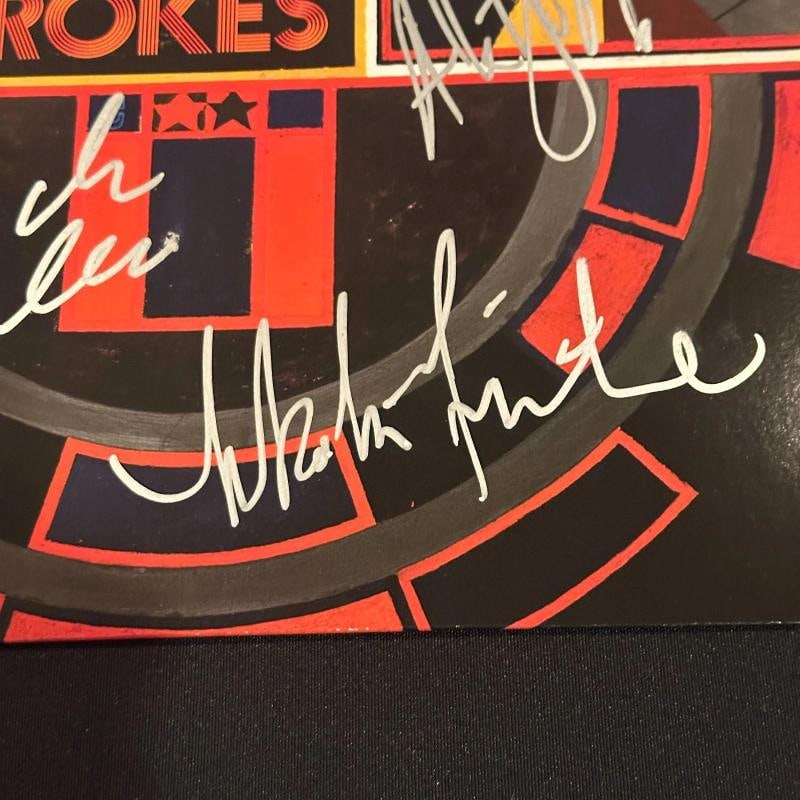 THE STROKES: NICK VALENSI, JULIAN CASABLANCAS, NIKOLAI FRAITURE, FABRIZIO MORETTI & ALBERT HAMMON... - 4