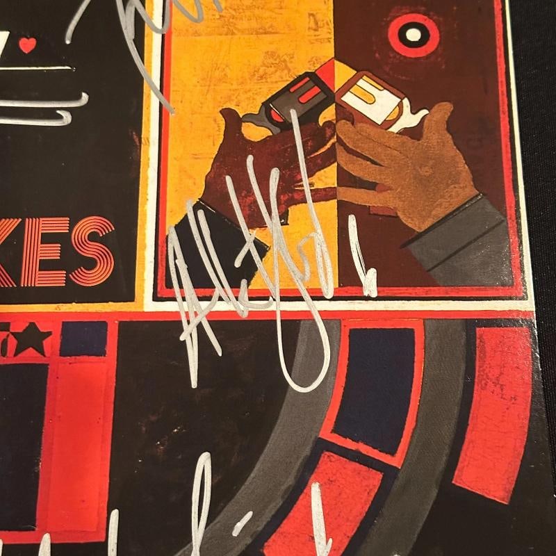 THE STROKES: NICK VALENSI, JULIAN CASABLANCAS, NIKOLAI FRAITURE, FABRIZIO MORETTI & ALBERT HAMMON... - 5