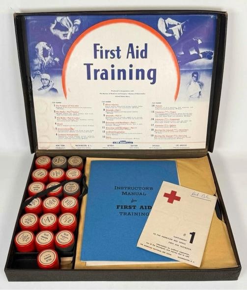 Antique Jam Handy WWII 1940s First Aid Training Kit Film Reels Records Manuals - 2