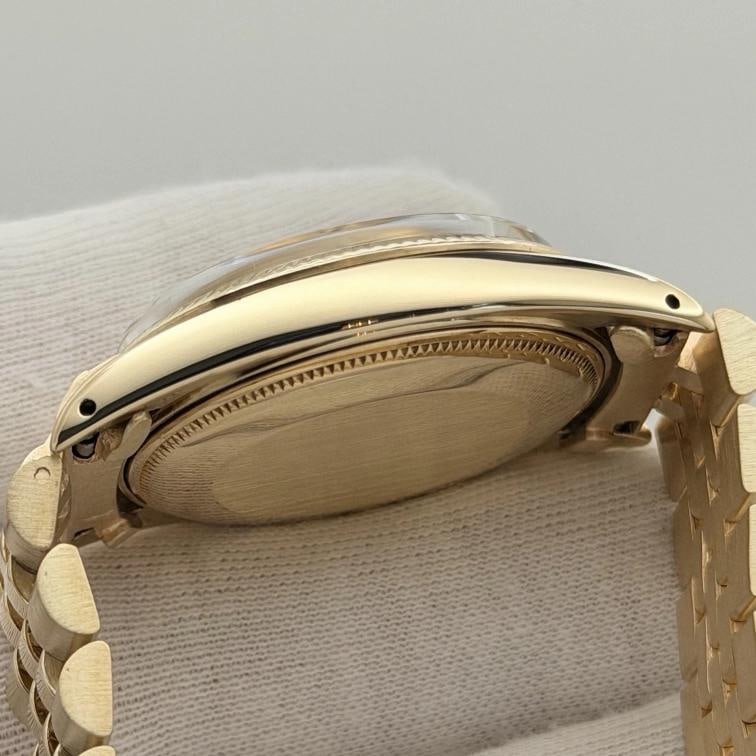 Rolex Date 1503 34mm Champagne Dial Yellow Gold Jubilee - 11