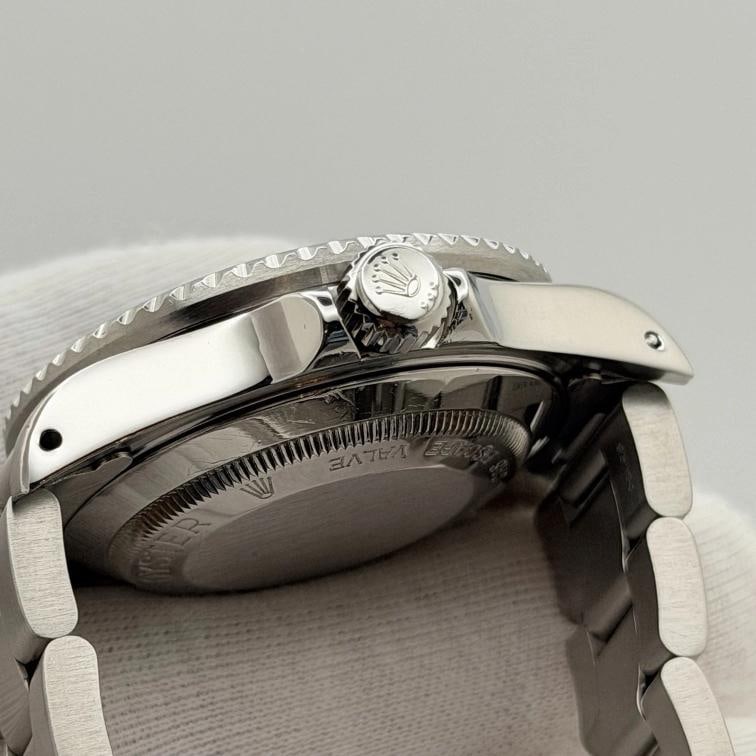 Rolex Sea Dweller 16600 40mm Black Dial Stainless Steel - 5