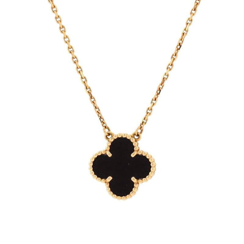 Van Cleef & Arpels Vintage Alhambra Pendant Necklace 18K Yellow Gold and Onyx - 4