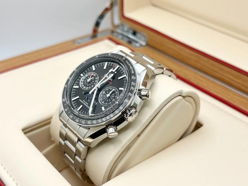 2026 Omega Speedmaster Moonwatch Moonphase 304.30.44.52.01.001 Steel Box Paper - 3