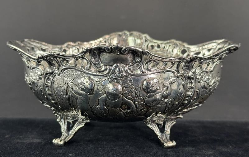 Beautiful Antique Hanau German 930 Silver Putti Cherub 4 Footed Bowl Basket (1 of 8)