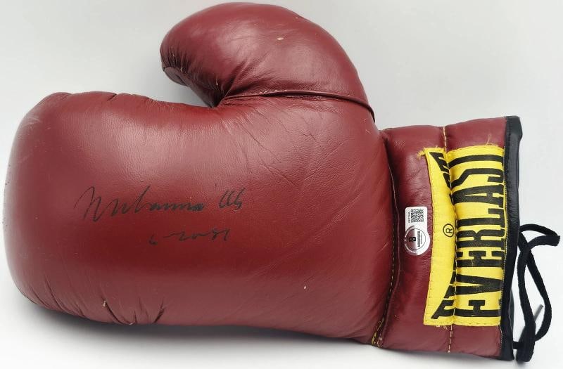 Muhammad Ali Signed Red Everlast Boxing Glove "6-20-87" LH Beckett & PSA/DNA (1 of 7)