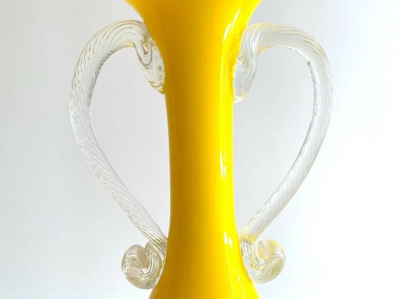 MID CENTURY MODERN EMPOLI ITALY LEMON YELLOW TALL ART GLASS HANDLED DIMPLE VASE - 11