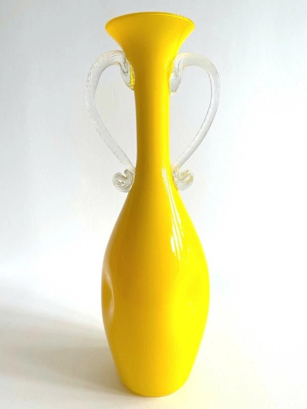 MID CENTURY MODERN EMPOLI ITALY LEMON YELLOW TALL ART GLASS HANDLED DIMPLE VASE (1 of 12)