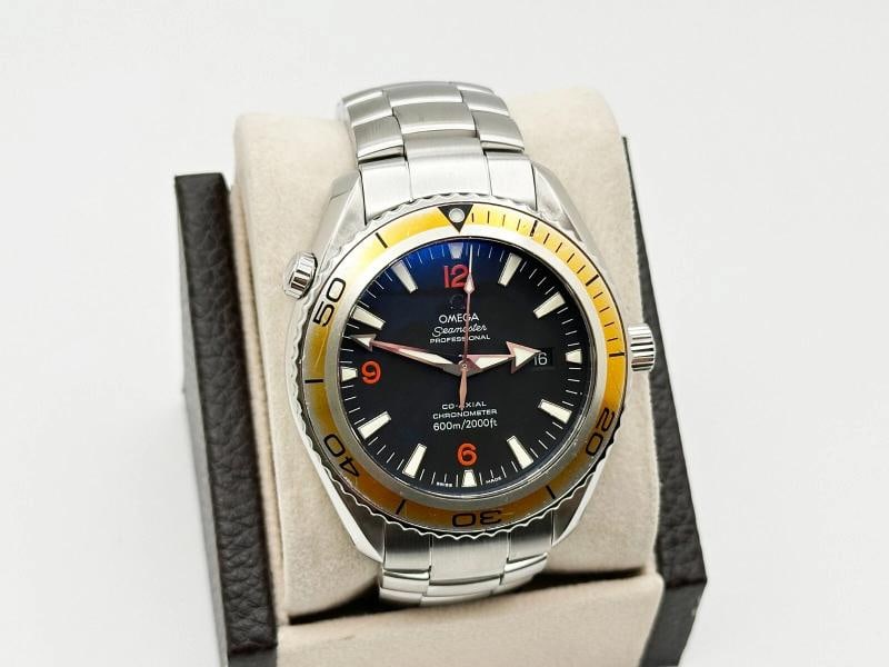 Omega Seamaster Planet Ocean 2909.50.83 Black and Orange Stainless Steel 42mm - 2