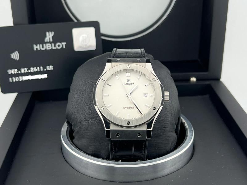 Hublot Classic Fusion 542.NX.2611.LR 42mm White Opaline Dial Titanium Box Paper - 9
