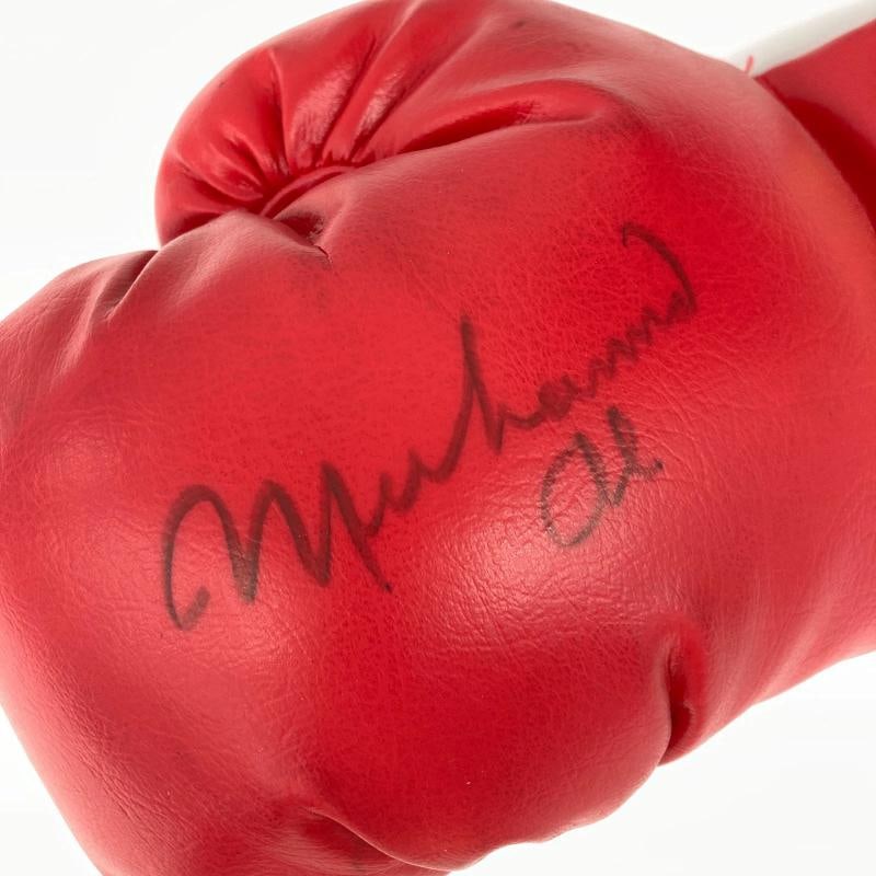 Muhammad Ali Signed Everlast Boxing Glove JSA COA - 3