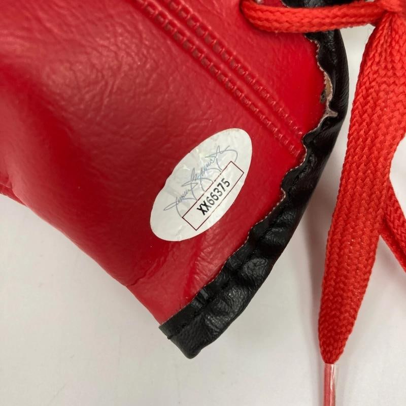 Muhammad Ali Signed Everlast Boxing Glove JSA COA - 6