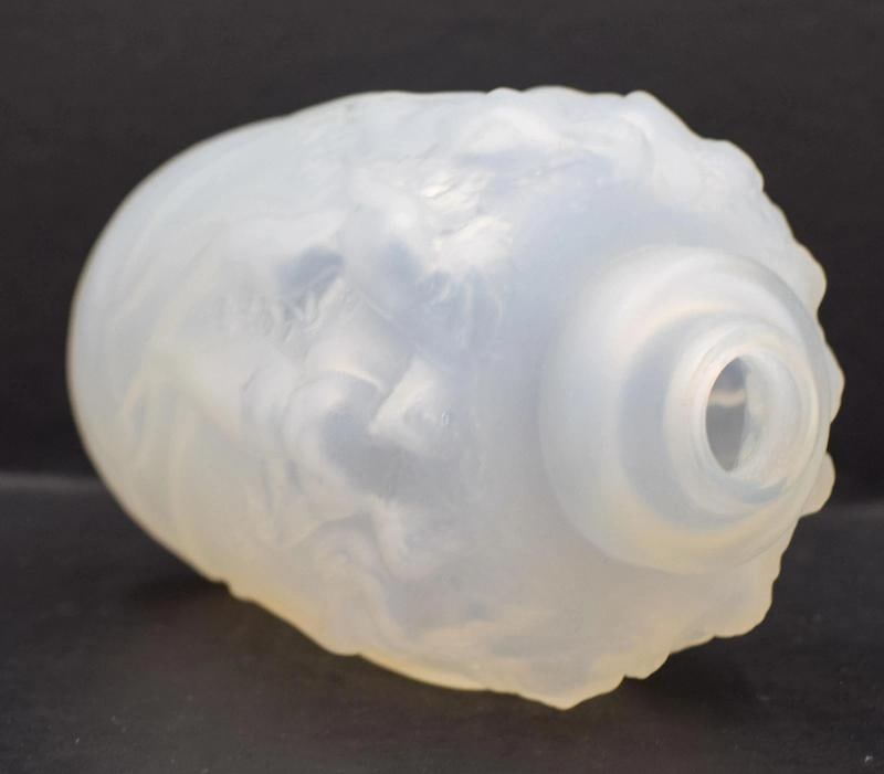 R. Lalique Opalescence Sirenes Atomizer Bottom - Never Mounted, Circa 1925 - 5