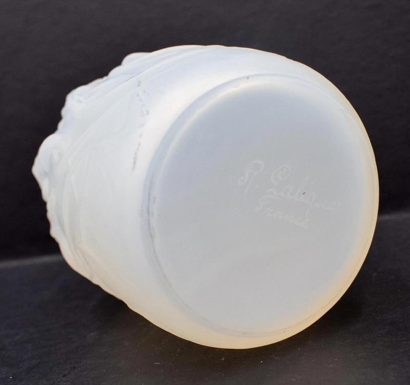 R. Lalique Opalescence Sirenes Atomizer Bottom - Never Mounted, Circa 1925 - 7