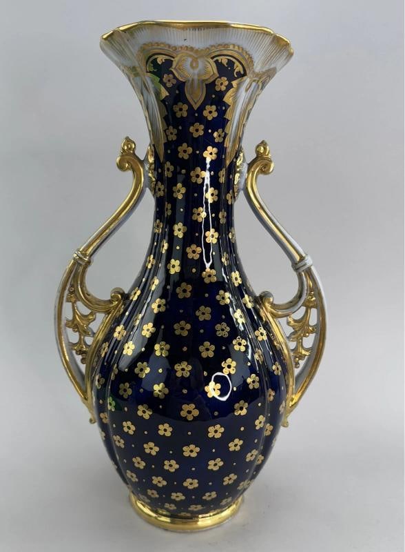 Pair of Antique Paris Porcelain Vases Had Painted - 6