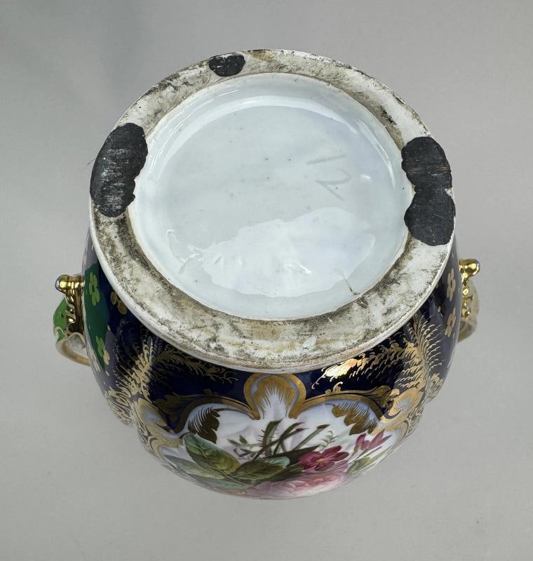 Pair of Antique Paris Porcelain Vases Had Painted - 8