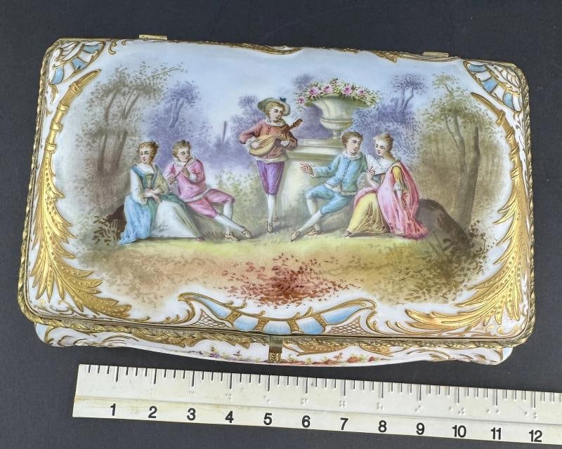 Ornate Handpainted c1900 European Porcelain Jewelry Dresser Box w Courting Scene - 10