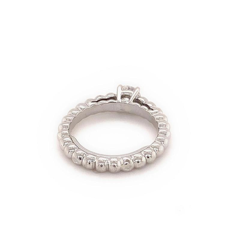 Van Cleef & Arpels Perlee Diamond Engagement Ring 0.50 cts DVVS2 18k White Gold - 10