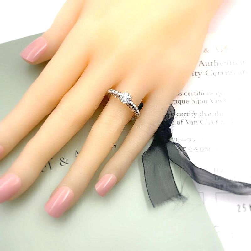 Van Cleef & Arpels Perlee Diamond Engagement Ring 0.50 cts DVVS2 18k White Gold - 9