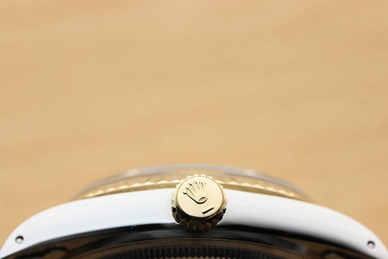 ROLEX MENS DATEJUST 16013 CHAMPAGNE ROMAN 18K YELLOW GOLD STEEL QUICKSET WATCH - 9