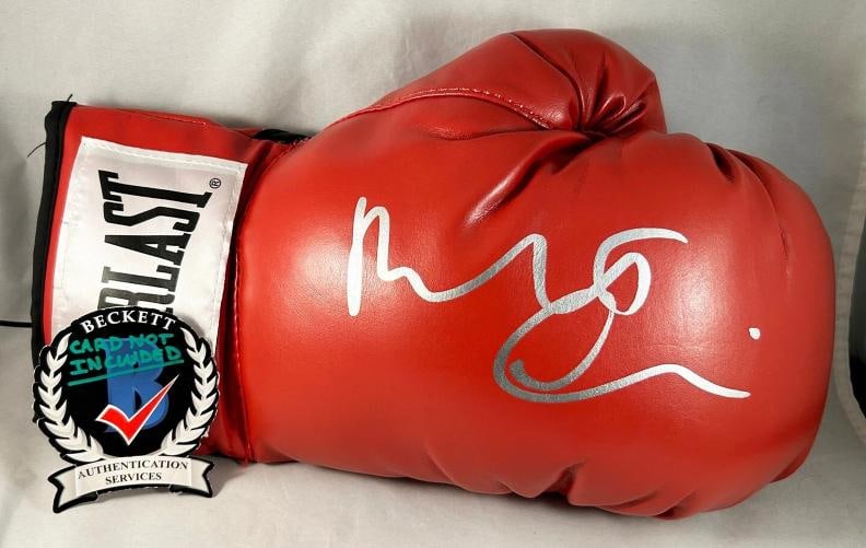 Robert Deniro Signed Boxing Glove Raging Bull Beckett BAS 1 COA: Condition: New: A brand-new, unused, unopened, undamaged item (including handmade items).New: A brand-new, unused, unopened, undamaged item (including handmade items).Country of Origin: United