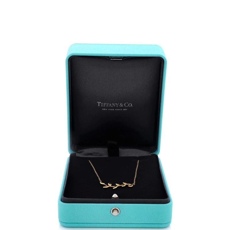 Tiffany & Co. Paloma Picasso Olive Leaf Vine Pendant Necklace 18K Yellow Gold - 2