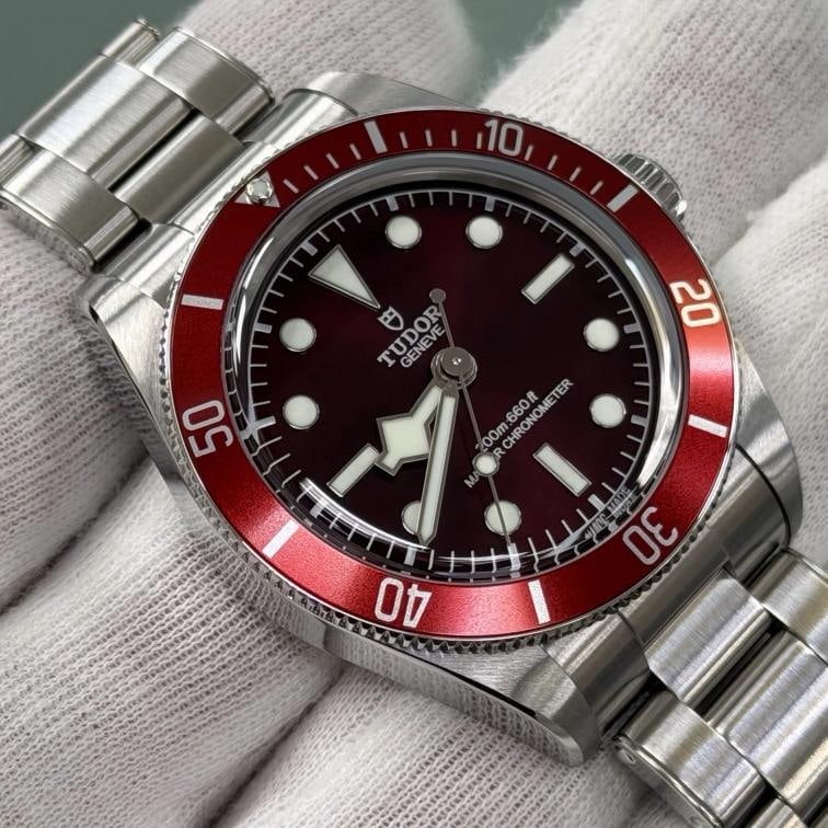 2025 Tudor Black Bay 58 7939A1A0RU 39mm Burgundy Red Dial Bezel Steel Box Paper - 4