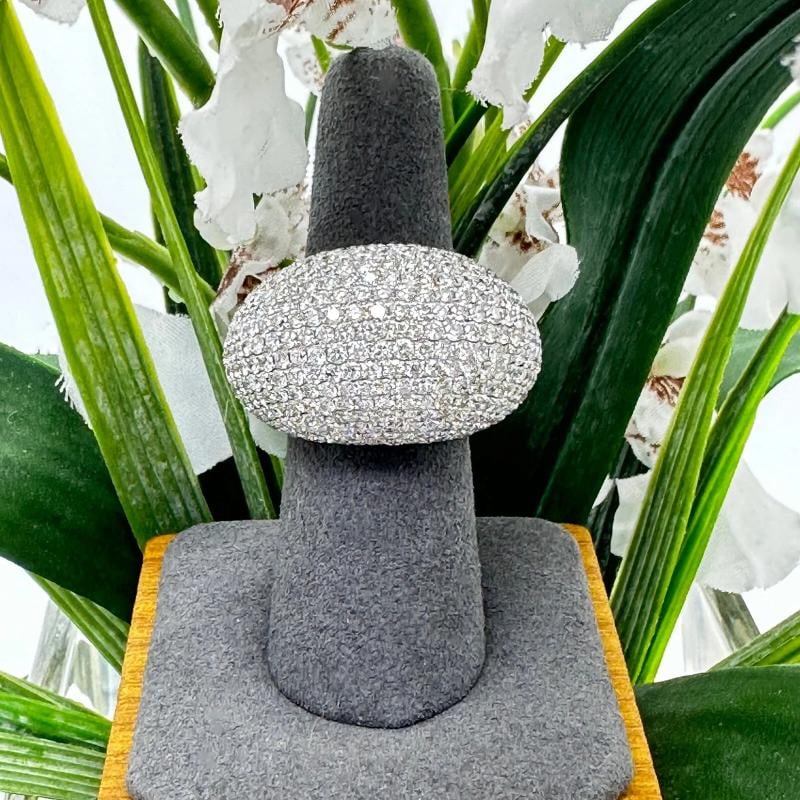 Lady's Diamond 8.04 tcw Pave - Set Domed Cocktail Ring 18k White Gold: Condition: Pre-owned - Excellent,Main Stone Creation: Natural,Color: White,Main Stone Color: White/Colorless,Metal: White Gold,Total Carat Weight: 8.04 tcw,Main Stone: Diamond,Setting Style: PavÃ